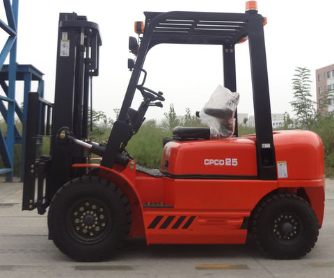 パワーステアリング ディーゼルフォークリフト トラック フォーク 長さ 1.07-2.5 メートル フォーク幅 120-200mm